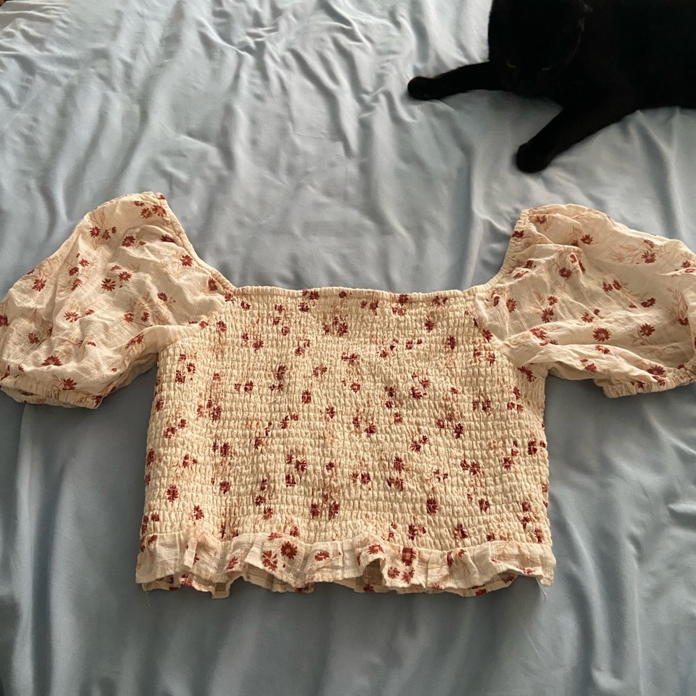 Floral Cream Puff Sleeve Top